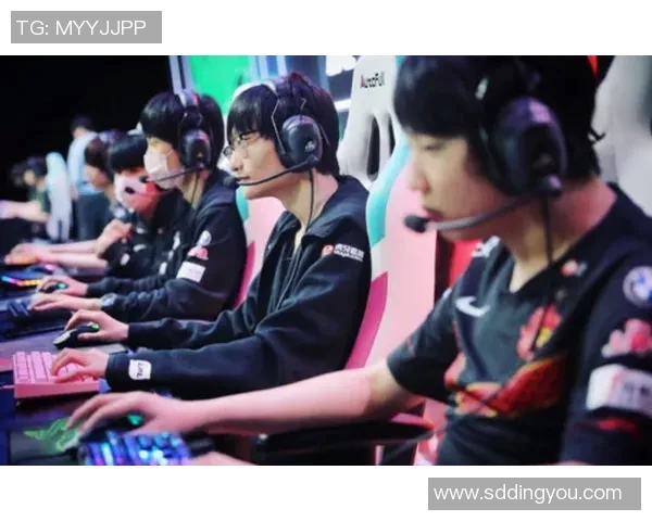 深入分析FPX战队在DOTA2赛事中的实力与表现展望