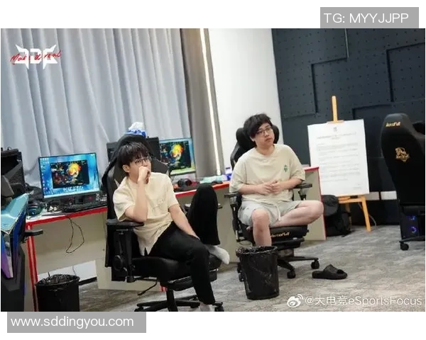 s15电竞总决赛专访吴芳谈英雄联盟背后的奋斗与梦想