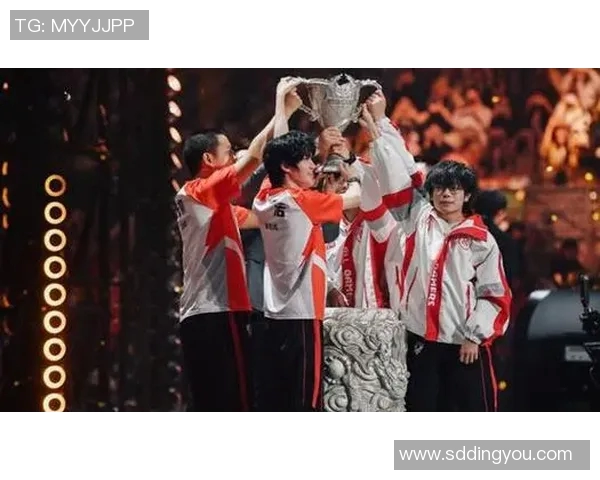 电竞比分王者荣耀见证FPX团队的拼搏历程与荣耀之路