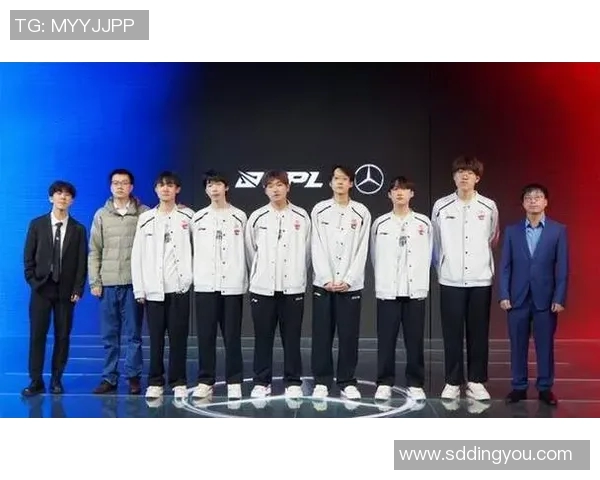 电竞新闻赛后分析BLG与LNG对决中的战术布局与执行细节 电竞新闻赛后分析BLG与LNG对决中的战术布局与执行细节